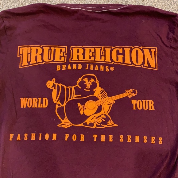 Clothes - Picture 3 of 4